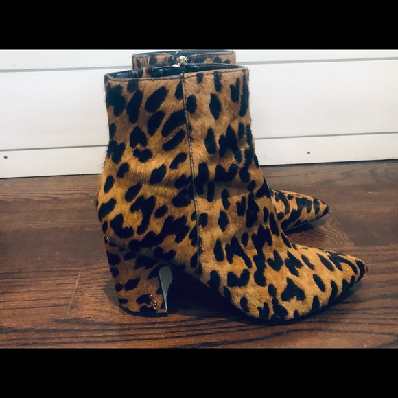 Sam Edelman Shoes - Sam Edelman, leopard ankle boots, size 7.
